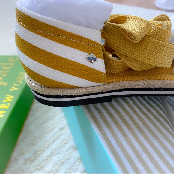 NWT Kate Spade Chandra lace up sandals - Picture 11 of 16
